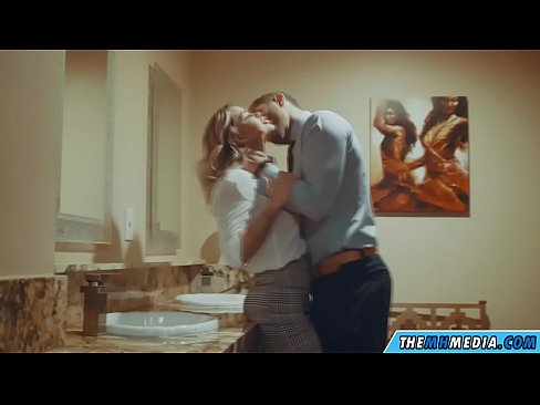 ❤️ Kai krūtininga blondinė vilioja tave viešajame tualete ❤❌ Namų porno prie porno lt.purchasexz.top ☑